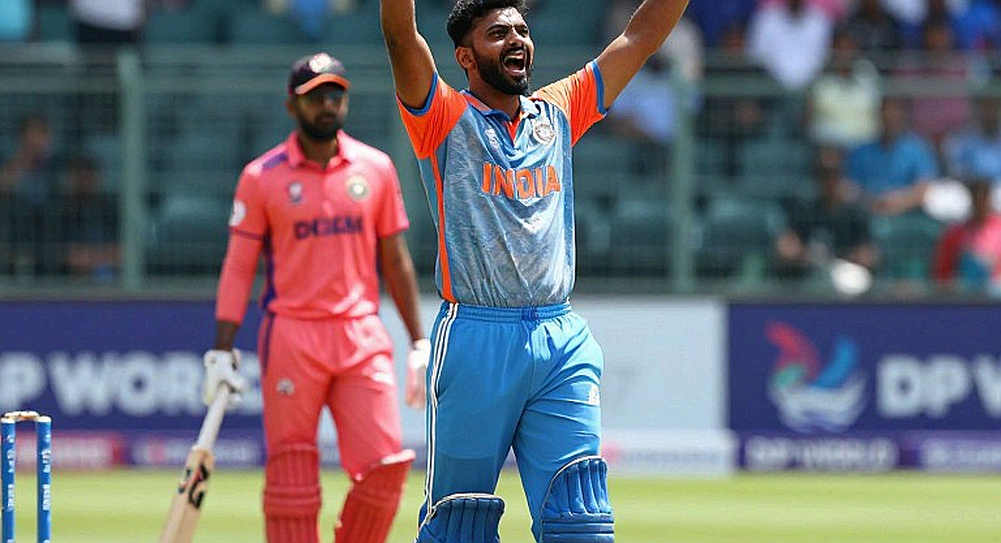 199 chased in 13.2 overs: Abhishek Sharma's records are real, but the match was decided inside the first six 199 chased in 13.2 overs: Abhishek Sharma's records are real, but the match was decided inside the first six