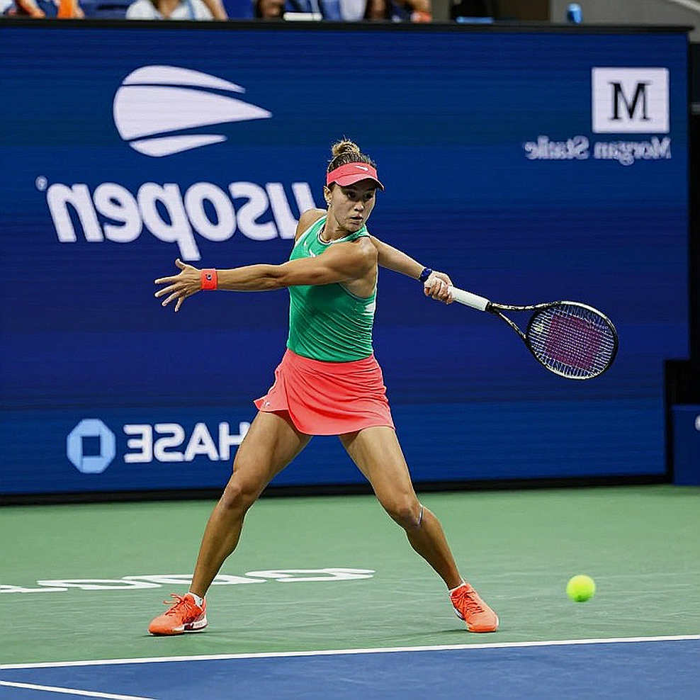 निंगबो में रायबाकिना का कावा स्केयर से बचाव; चोटों ने WTA फाइनल्स का मैदान बंद किया